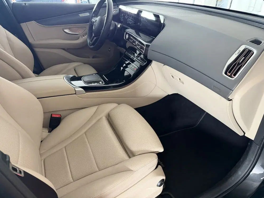 Mercedes-Benz EQC 400 4MATIC Business Solution 80 kWh SOH 96 uit 2021, foto 3