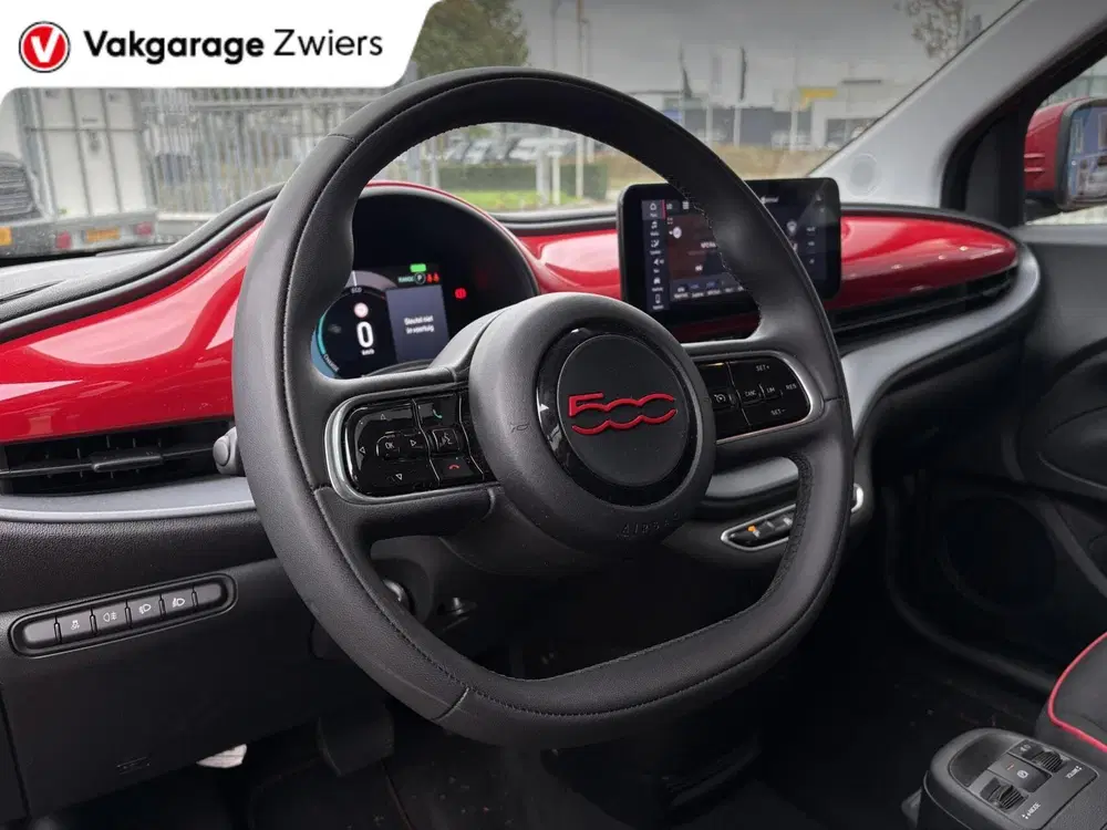 Fiat 500 RED 24 kWh SOH 93.3% uit 2023, foto 2