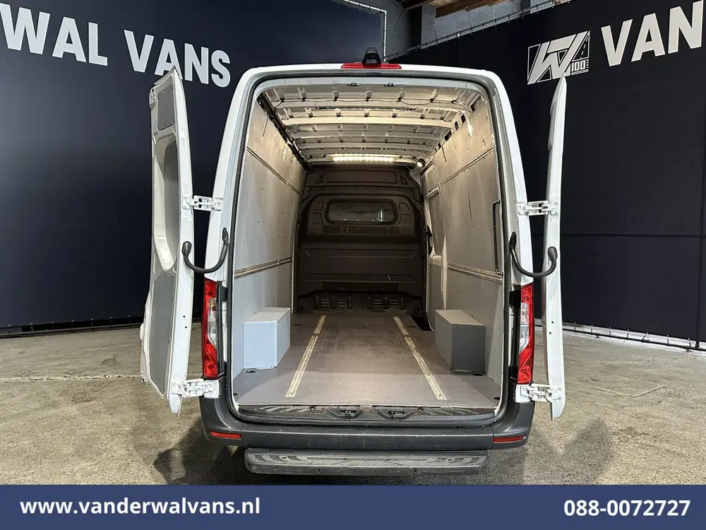 Mercedes-Benz Sprinter 317 CDI 170pk L3H2 Euro6 Airco uit 2023, foto 9