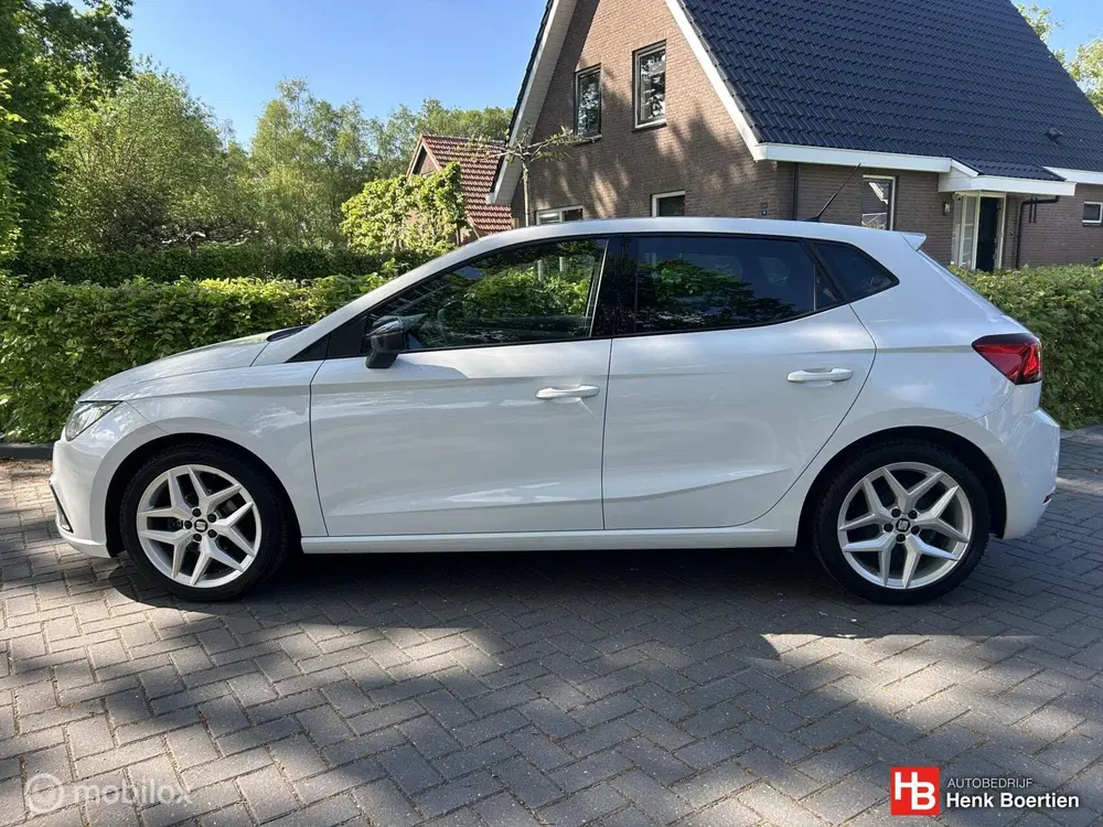 SEAT Ibiza 1.0 TSI FR – Zeer Nette Auto + Groot Onder uit 2019, foto 3