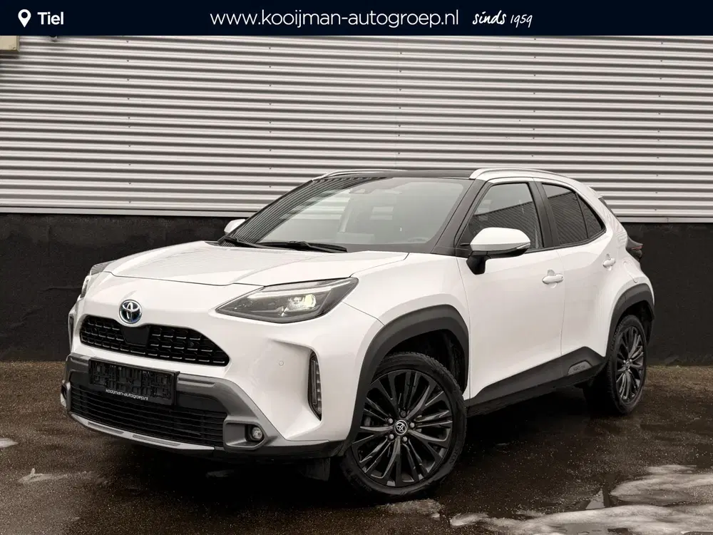 Toyota Yaris Cross 1.5 Hybrid Adventure AWD Automaat Panoram uit 2022