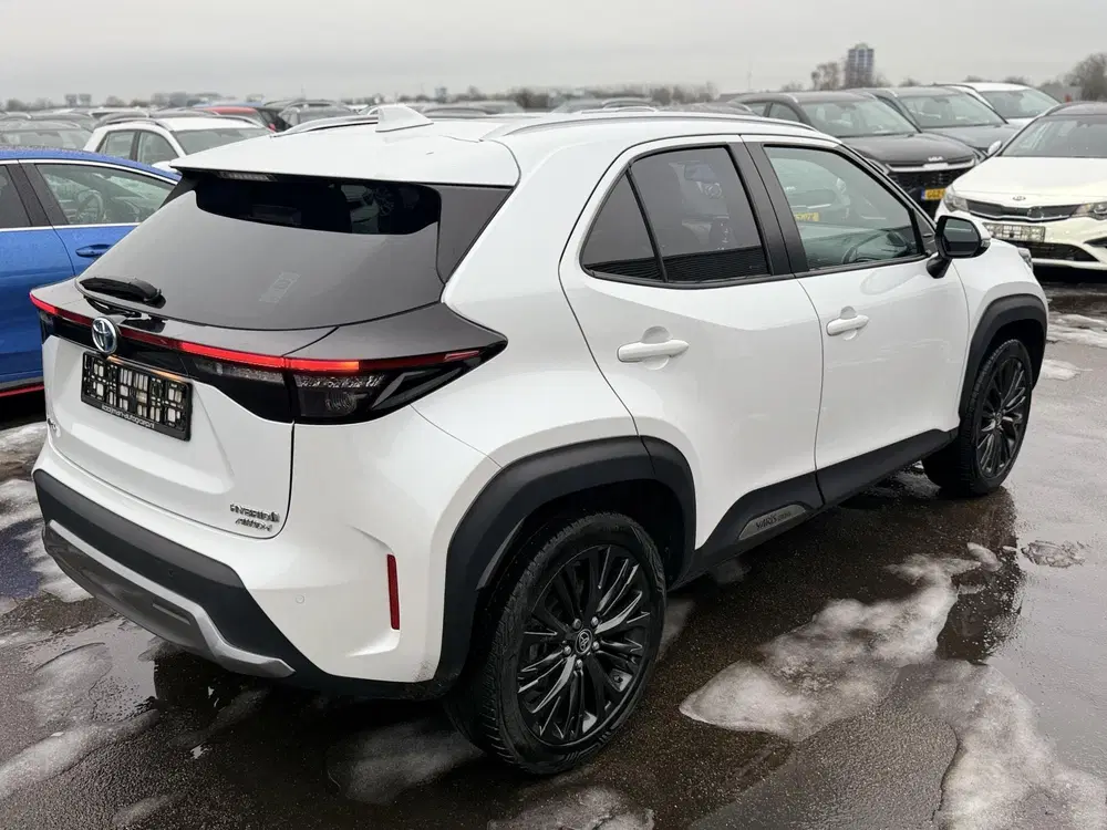 Toyota Yaris Cross 1.5 Hybrid Adventure AWD Automaat Panoram uit 2022, foto 12