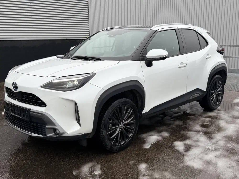 Toyota Yaris Cross 1.5 Hybrid Adventure AWD Automaat Panoram uit 2022, foto 2
