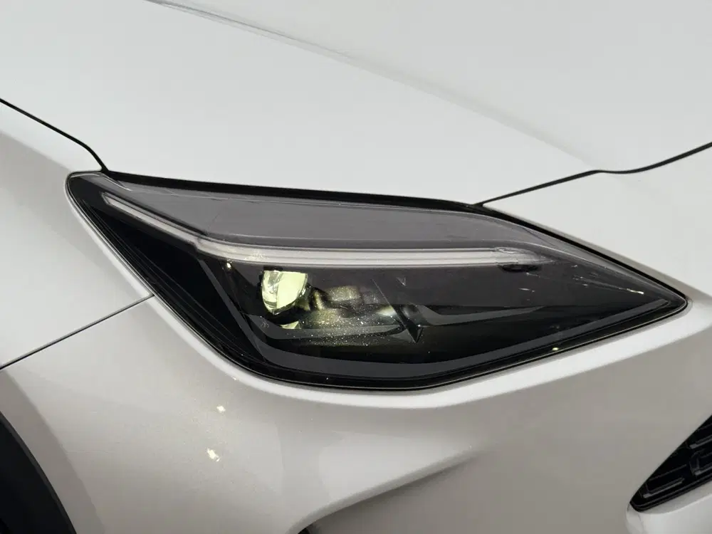Toyota Yaris Cross 1.5 Hybrid Adventure AWD Automaat Panoram uit 2022, foto 3
