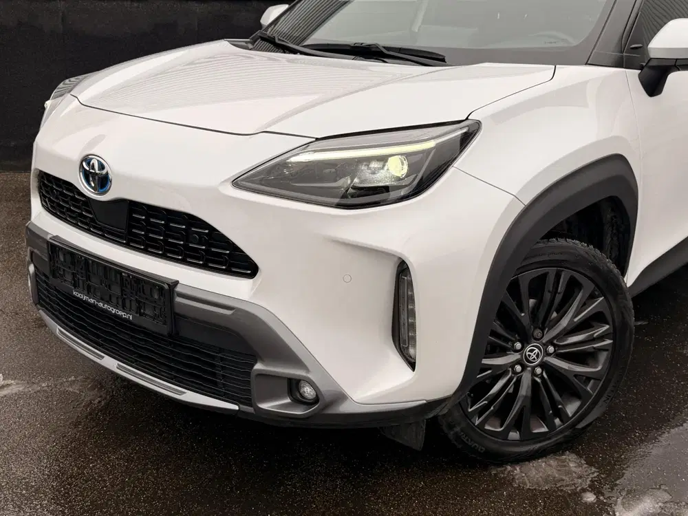 Toyota Yaris Cross 1.5 Hybrid Adventure AWD Automaat Panoram uit 2022, foto 4