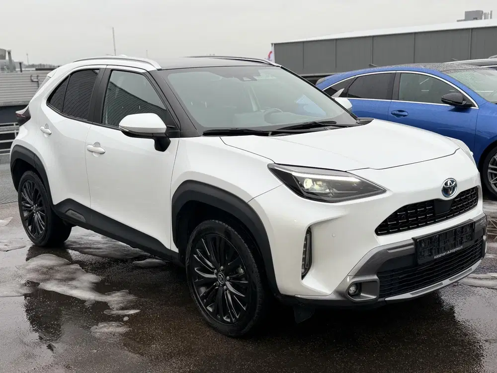 Toyota Yaris Cross 1.5 Hybrid Adventure AWD Automaat Panoram uit 2022, foto 7