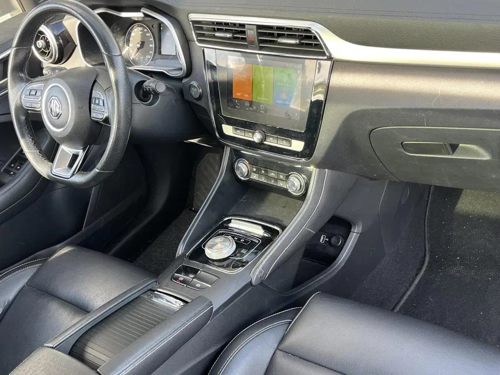 MG ZS EV Luxury 45 kWh SOH 90% PANO+LEDER+CARPLA uit 2020, foto 2