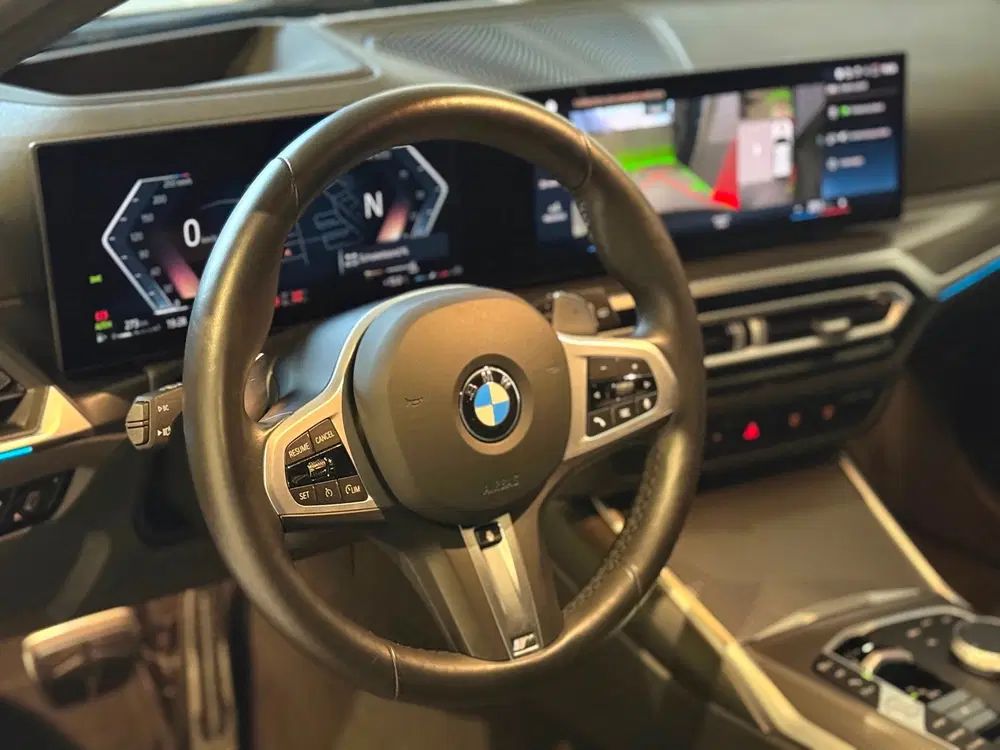 BMW 3-serie 318i M-Sport uit 2024, foto 15