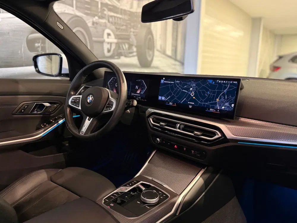 BMW 3-serie 318i M-Sport uit 2024, foto 3