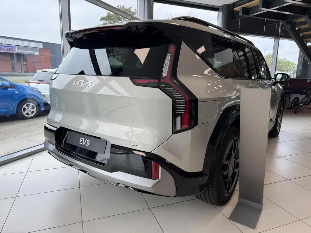 Kia EV9 GT-Line AWD 99.8 kWh Direct rijden uit 2026, foto 8