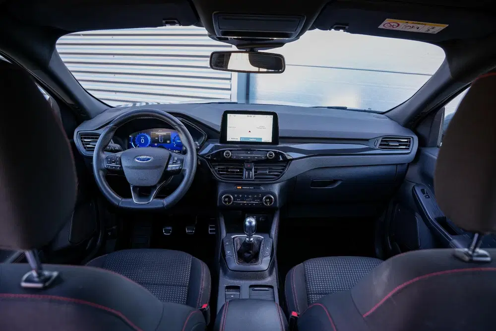 Ford Kuga 1.5 EcoBoost ST line Camera's Airco Stoelv uit 2021, foto 2