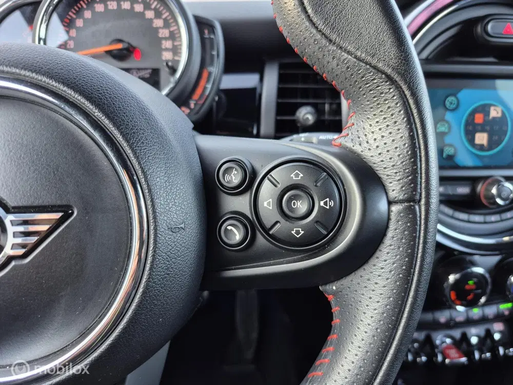 Mini Cooper 1.5 Cooper JCW Pakket uit 2019, foto 14