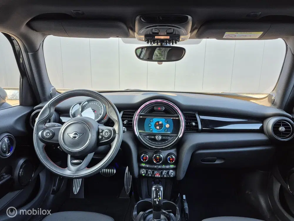 Mini Cooper 1.5 Cooper JCW Pakket uit 2019, foto 8