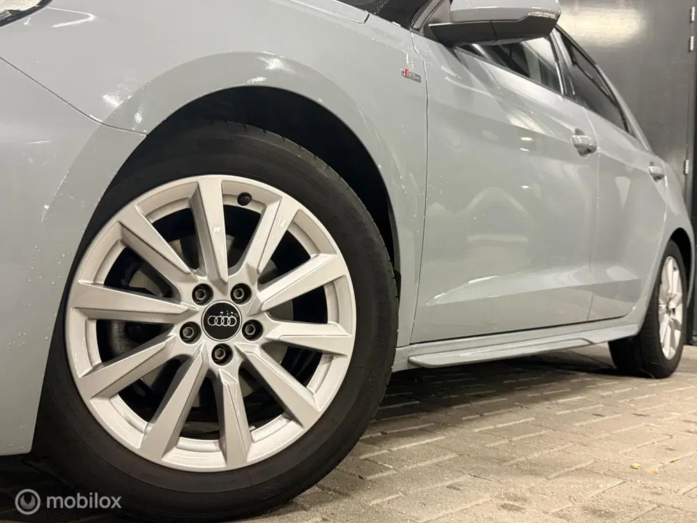 Audi A1 30 TFSI S edition carplay uit 2023, foto 2