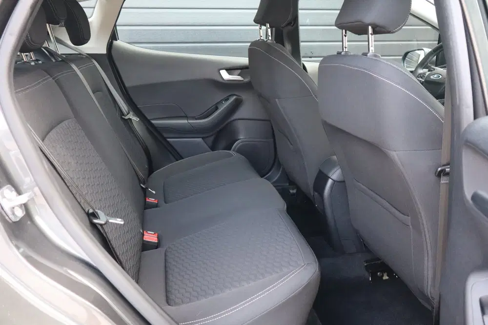 Ford Fiesta 1.0 EcoBoost 125pk Hybrid Titanium uit 2023, foto 11