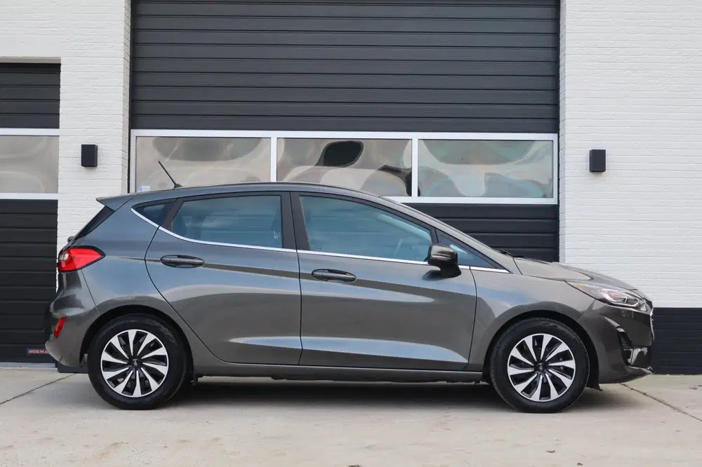 Ford Fiesta 1.0 EcoBoost 125pk Hybrid Titanium uit 2023, foto 5