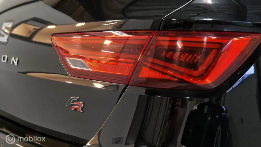 SEAT Leon 1.5 TSI FR CAMERA BEATS VIRTUAL COCKPIT LA uit 2019, foto 9