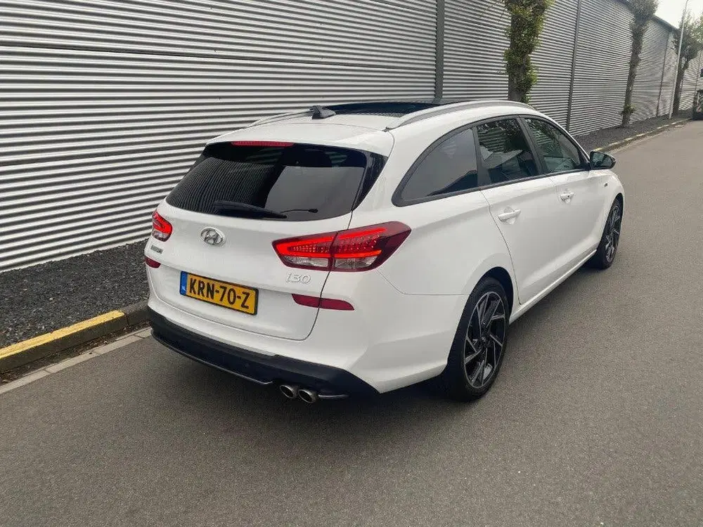 Hyundai i30 1.5 T-gdi 160pk uit 2021, foto 2