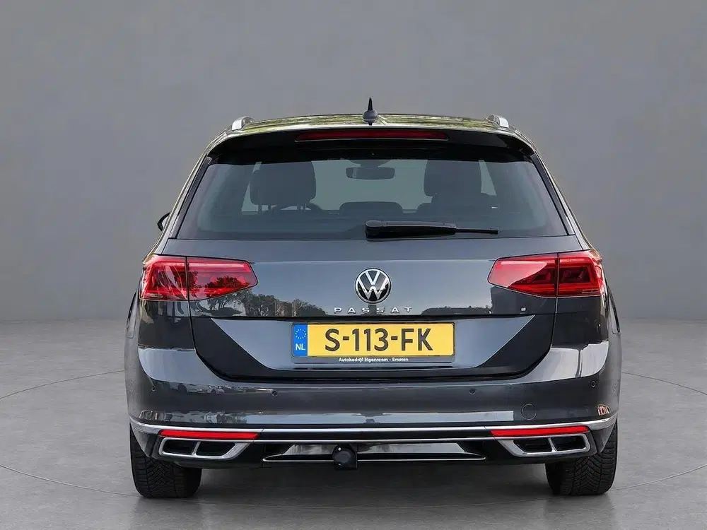 Volkswagen Passat 1.5 TSI R-Line uit 2023, foto 11