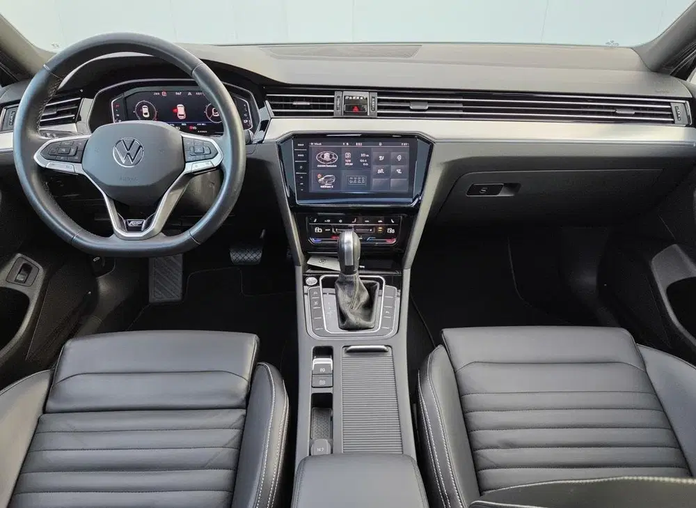 Volkswagen Passat 1.5 TSI R-Line uit 2023, foto 6