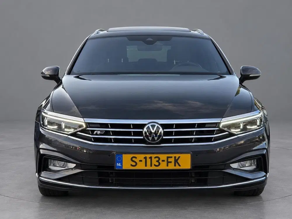 Volkswagen Passat 1.5 TSI R-Line uit 2023, foto 9