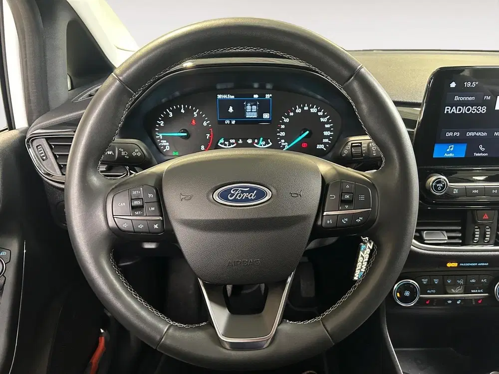 Ford Fiesta 1.0 EcoBoost Hybrid Titanium uit 2023, foto 13
