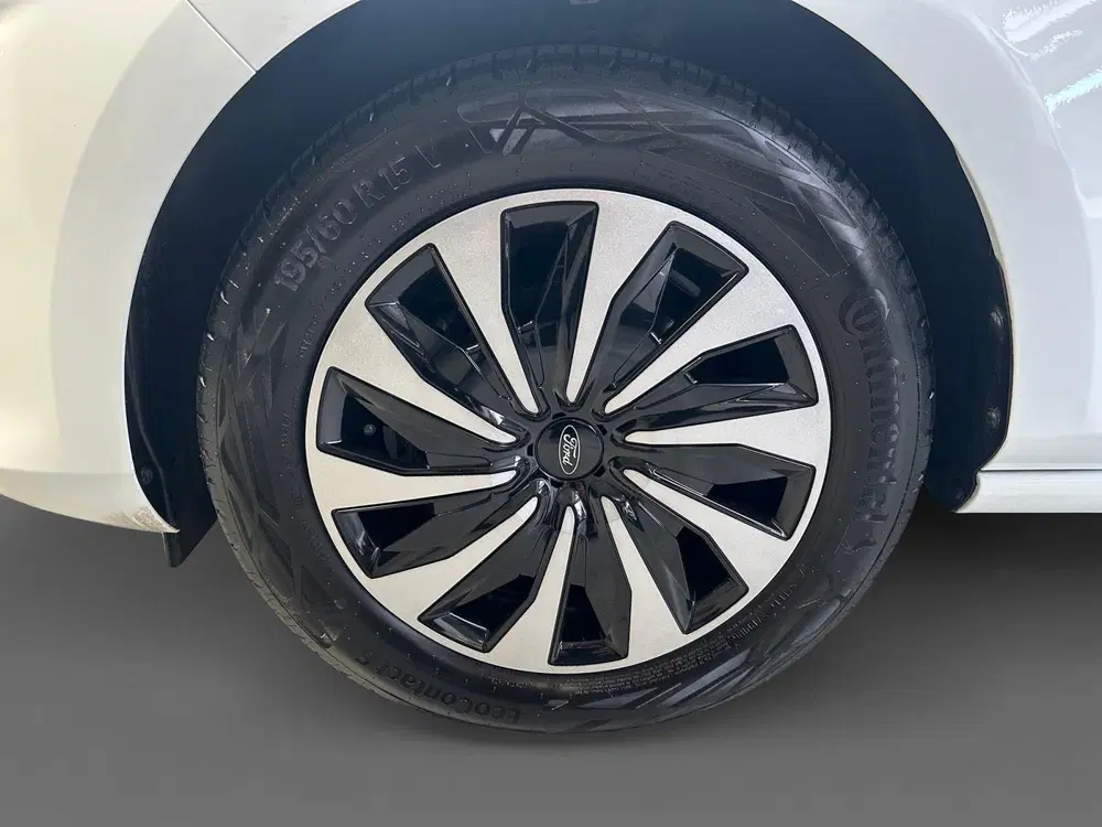 Ford Fiesta 1.0 EcoBoost Hybrid Titanium uit 2023, foto 8
