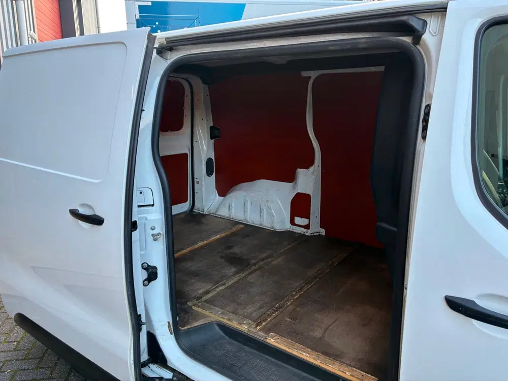 Citroën Jumpy Citroen Jumpy 1.5 BlueHDI 100 M Club Lang uit 2022, foto 10