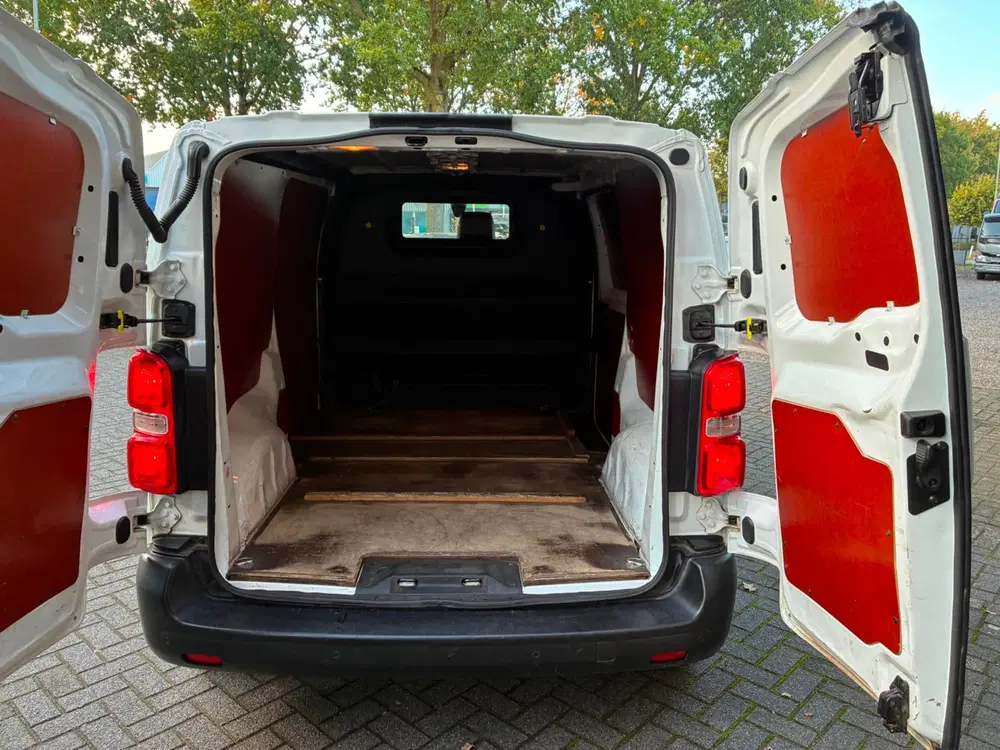 Citroën Jumpy Citroen Jumpy 1.5 BlueHDI 100 M Club Lang uit 2022, foto 9