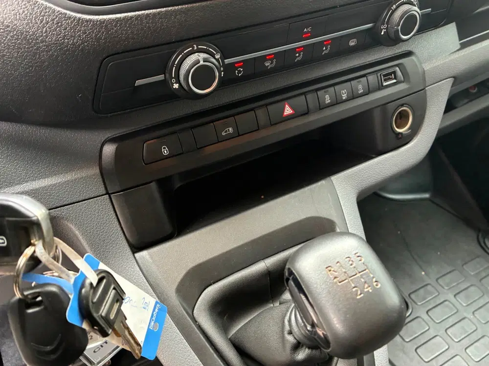 Citroën Jumpy Citroen Jumpy 2.0 BlueHDI 120PK trekhaak p uit 2019, foto 6