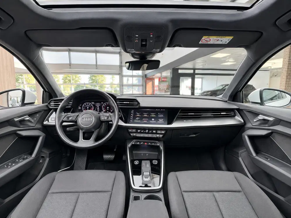 Audi A3 40 TFSI e Edition uit 2021, foto 12