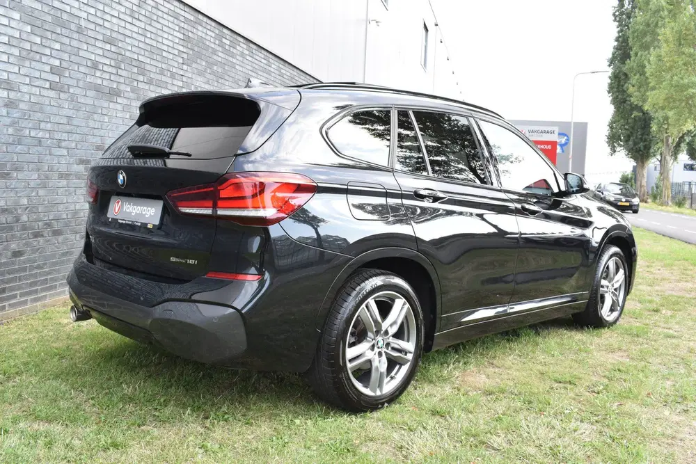BMW X1 sDrive18i M-Pakket Carplay uit 2022, foto 13