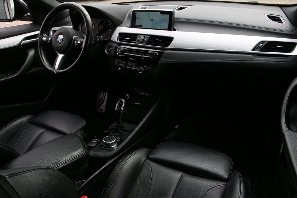 BMW X2 SDrive20i High Executive Edition M-PAKKET uit 2019, foto 11