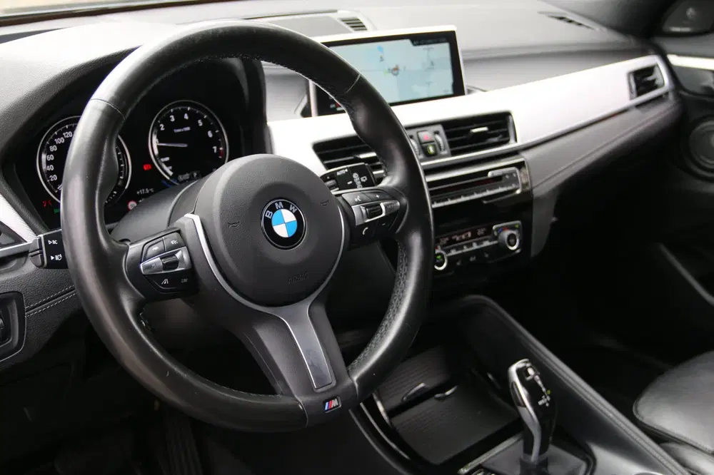 BMW X2 SDrive20i High Executive Edition M-PAKKET uit 2019, foto 14