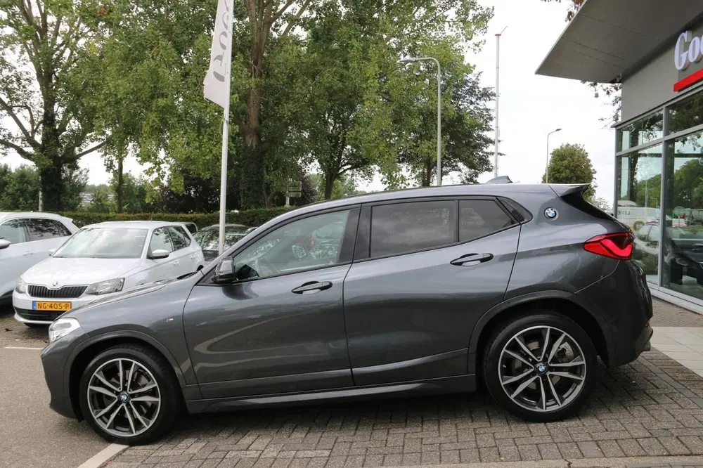 BMW X2 SDrive20i High Executive Edition M-PAKKET uit 2019, foto 5