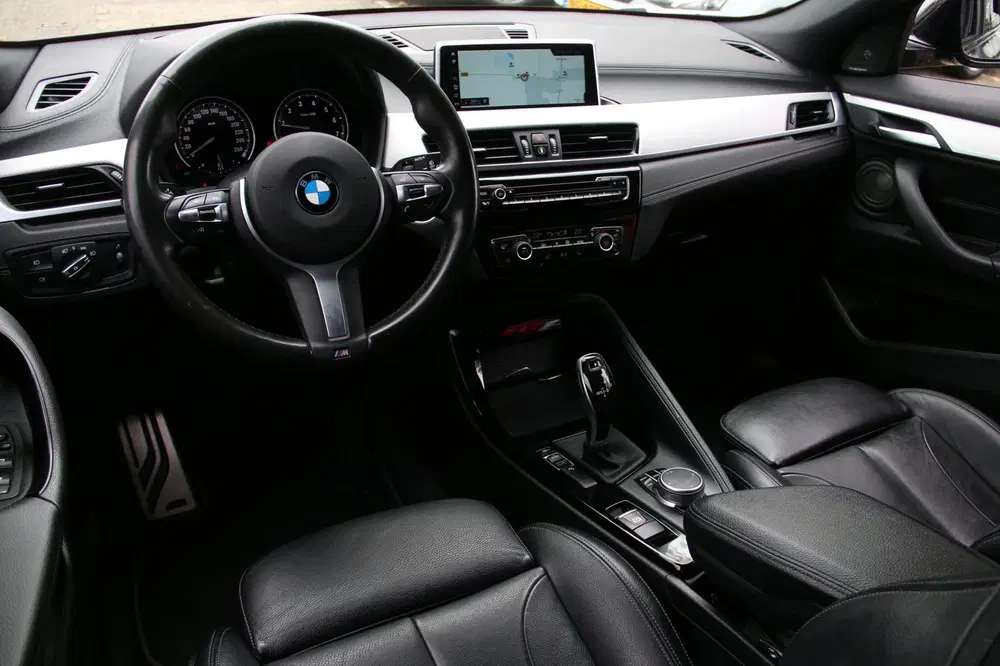 BMW X2 SDrive20i High Executive Edition M-PAKKET uit 2019, foto 9