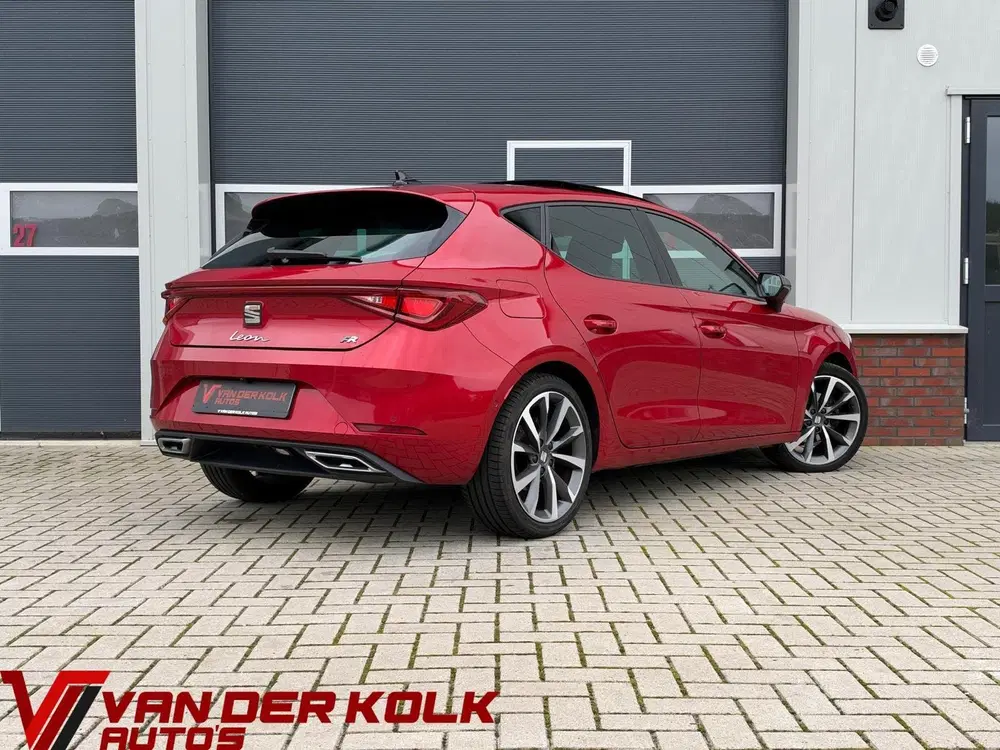 SEAT Leon 1.5 eTSI FR Automaat uit 2020, foto 2