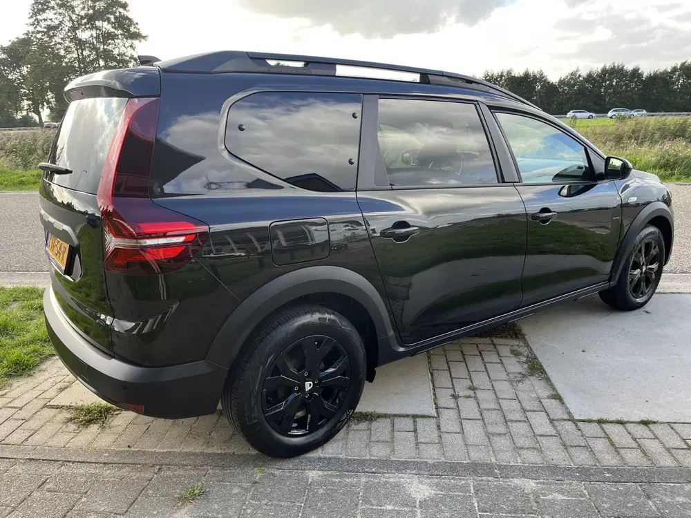 Dacia Jogger 1.0 TCe 110 Extreme 7-Persoons uit 2022, foto 2