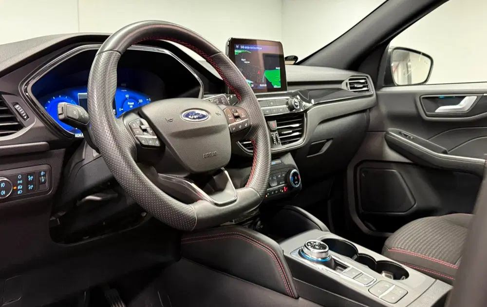 Ford Kuga 2.5 PHEV ST-Line *224PK*Panodak*Trekhaak*N uit 2023, foto 6