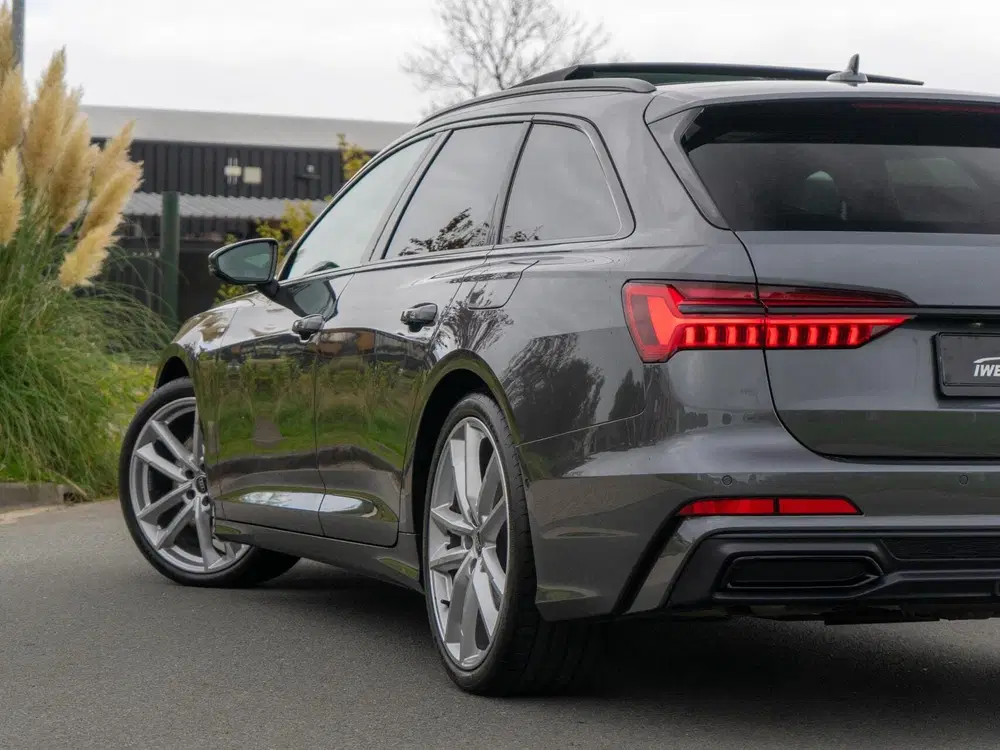 Audi A6 55 TFSI e quattro Pro S-Line Competition uit 2023, foto 15