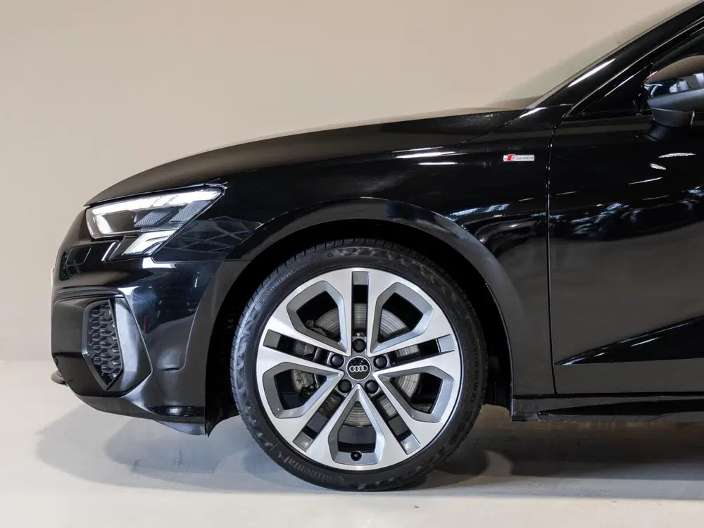 Audi A3 30 TFSI S-Line edition uit 2020, foto 14
