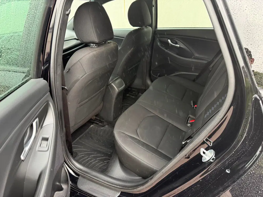 Hyundai i30 1.4 T-GDI Comfort uit 2019, foto 12