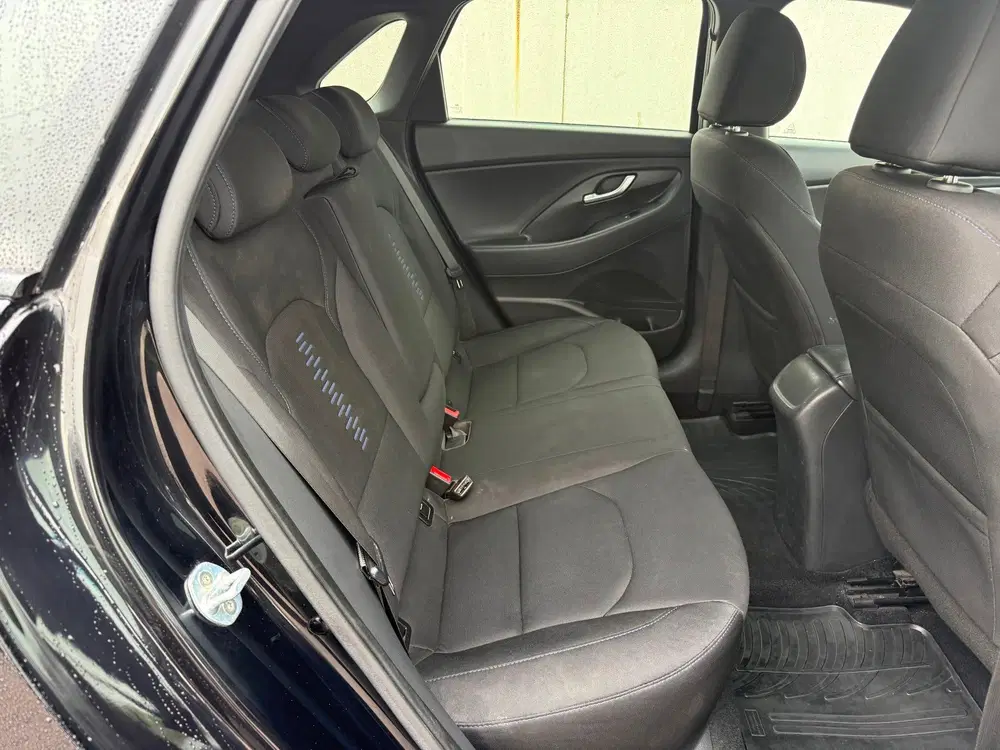 Hyundai i30 1.4 T-GDI Comfort uit 2019, foto 14