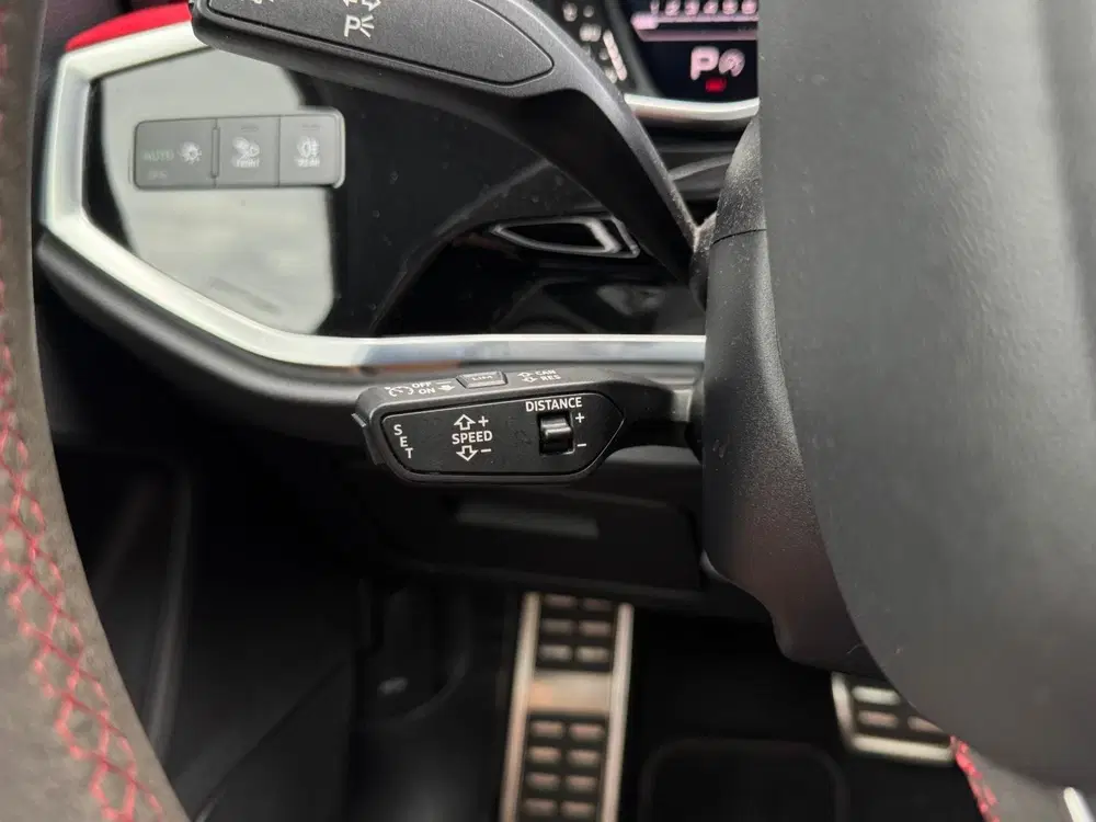 Audi RS Q3 2.5 TFSI uit 2021, foto 13