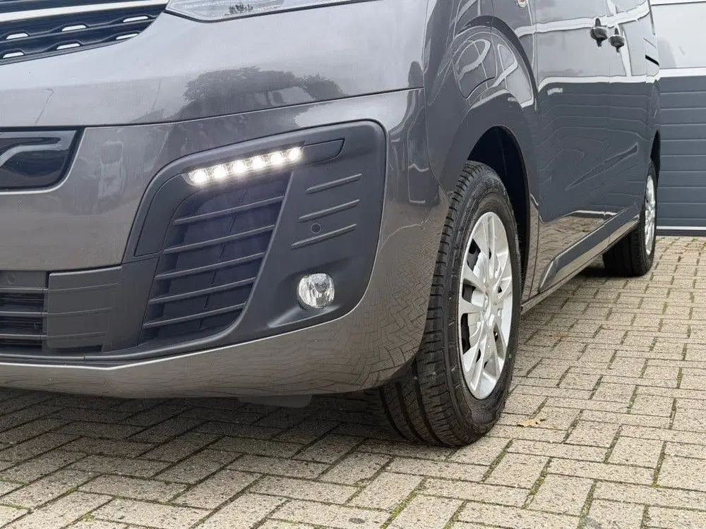 Opel Vivaro 75 kWh Longe range L2H1 SOH 92% uit 2022, foto 14