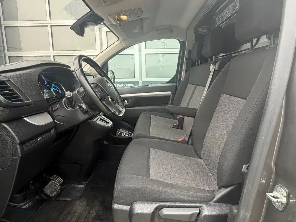 Opel Vivaro 75 kWh Longe range L2H1 SOH 92% uit 2022, foto 15