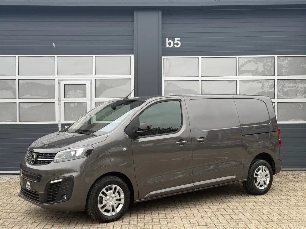 Opel Vivaro 75 kWh Longe range L2H1 SOH 92% uit 2022, foto 8
