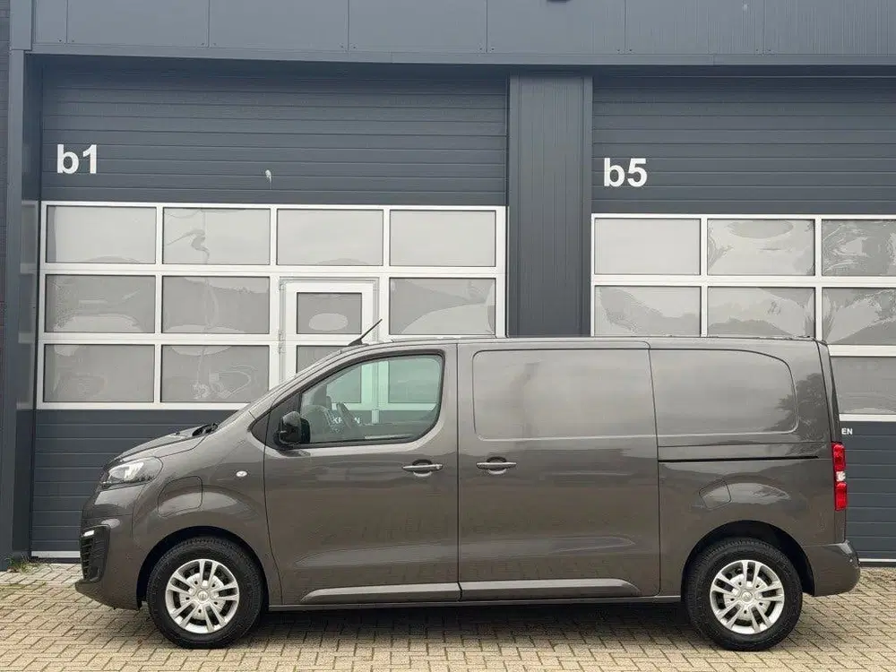 Opel Vivaro 75 kWh Longe range L2H1 SOH 92% uit 2022, foto 9