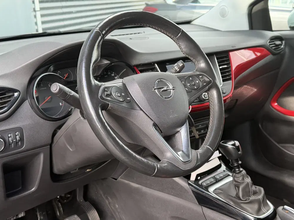 Opel Crossland BWJ 2021 uit 2021, foto 3