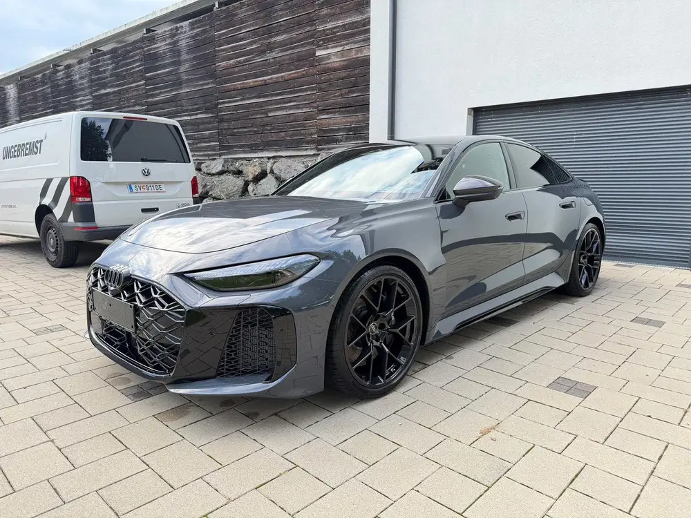 Audi RS5 HYBRID uit 2026